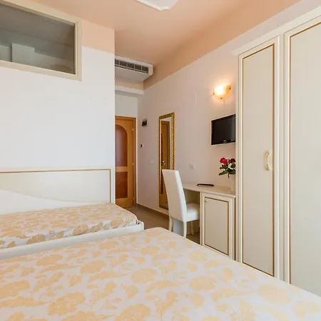 Miranda Hotel 3*