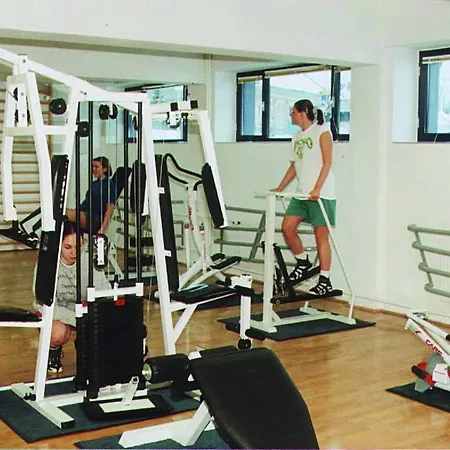 Miranda Μπελάρια-Ιτζέα Μαρίνα