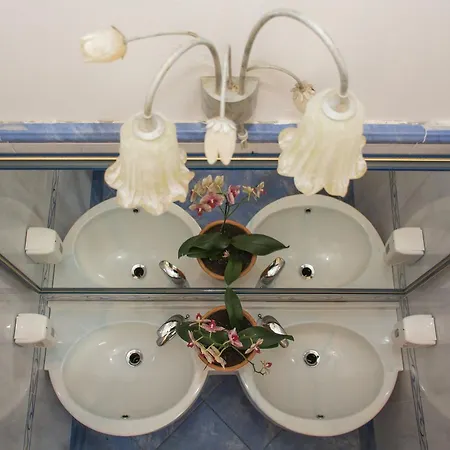 Ξενοδοχείο Miranda Μπελάρια-Ιτζέα Μαρίνα